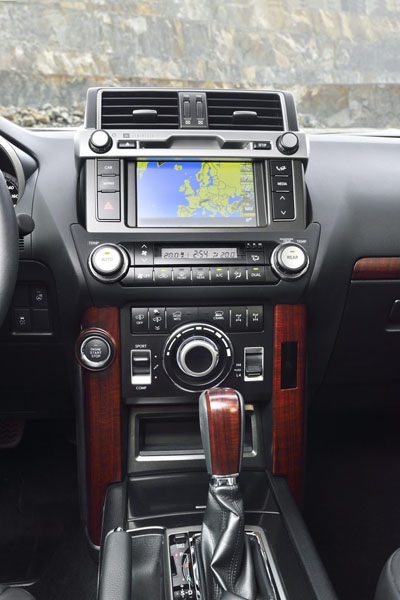 Toyota Land Cruiser 2014